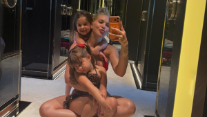 Virginia Fonseca comemora alta de Maria Alice e Maria Flor após cirurgia