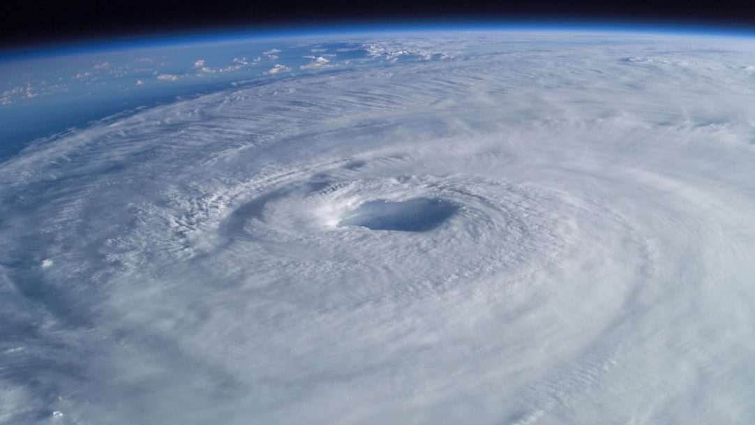 Tempestade extratropical com ventos acima de 100 km/h avança sobre o Sul e Sudeste nesta quinta