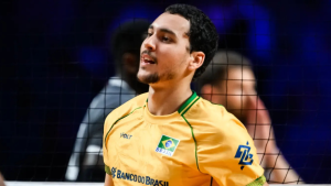 Bryan assume protagonismo e brilha na seleção brasileira de vôlei