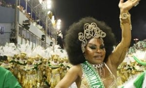 Vida e carreira de Elza Soares conduzem documentário inédito com estreia no Festival do Rio