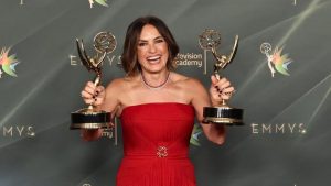 Emmy 2026: Artistas se preparam para cruzar tapete vermelho