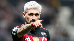 Flamengo define cirurgia de Arrascaeta para 1º de outubro