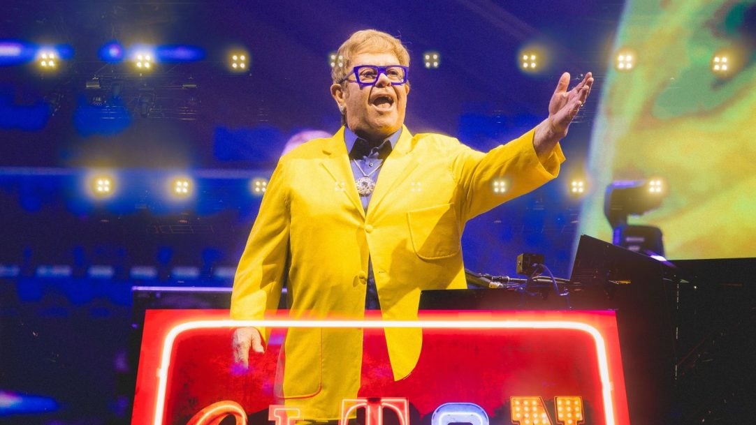 Elton John faz show memorável no Rock in Rio aos 79 anos