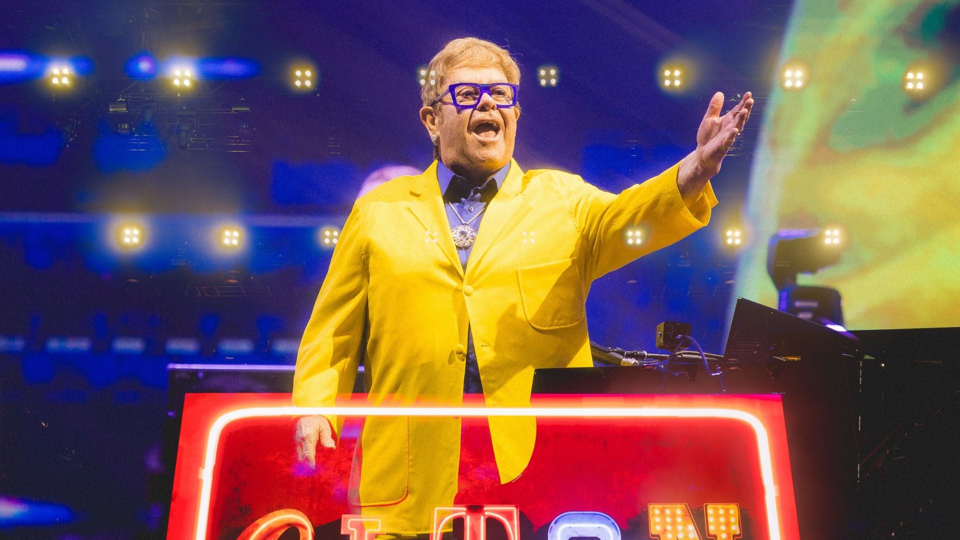 Aos 79 anos, Elton John esquece aposentadoria em show com baladas imbatíveis no Rock in Rio