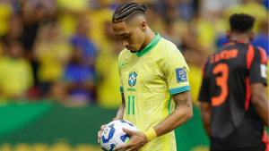 Raphinha vive fase histórica e ganha papel de destaque na seleção