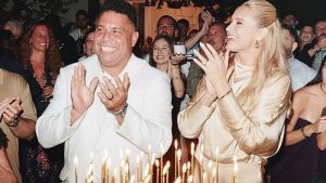 Ronaldo compartilha agradecimento após comemoração de 50 anos