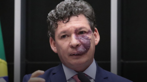 Comissão Mista adia votação do fim da taxa das blusinhas