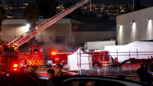 Queda de helicóptero de reportagem em Los Angeles deixa 3 mortos