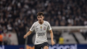 Negociações entre Bidon e Besiktas encerram e jogador permanece no Corinthians