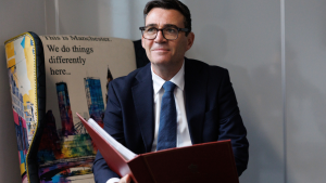 Primeiro-ministro britânico afirma possibilidade de retorno do Reino Unido à União Europeia