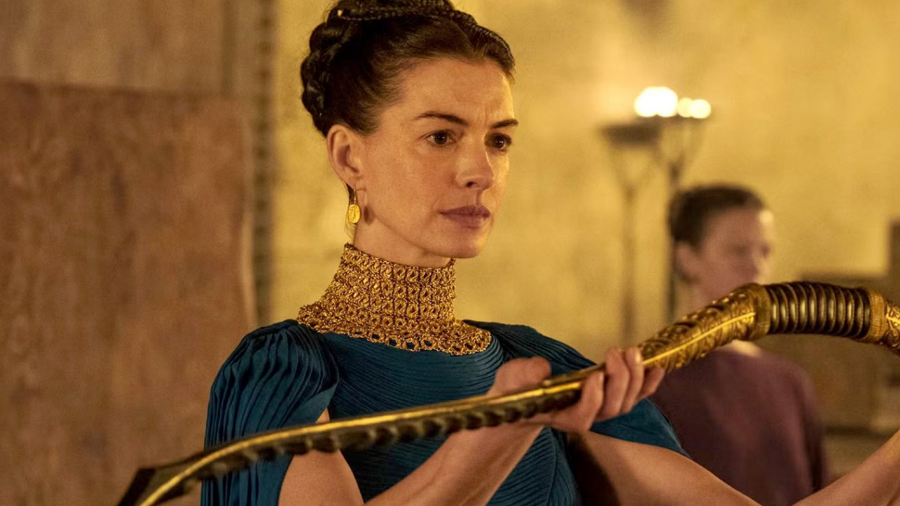 Anne Hathaway deverá concorrer como atriz coadjuvante no Oscar