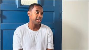 Robinho consegue três reduções de pena por trabalho e estudos em menos de um ano