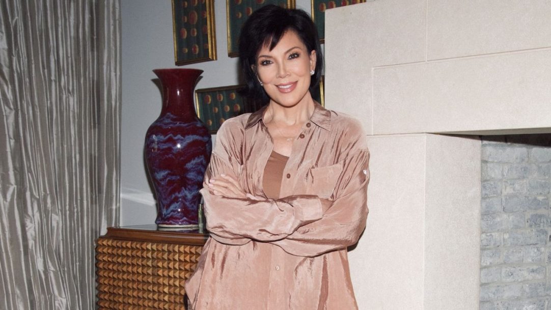 Suspeito de perseguir Kris Jenner é preso do lado de fora da casa da empresária em Los Angeles