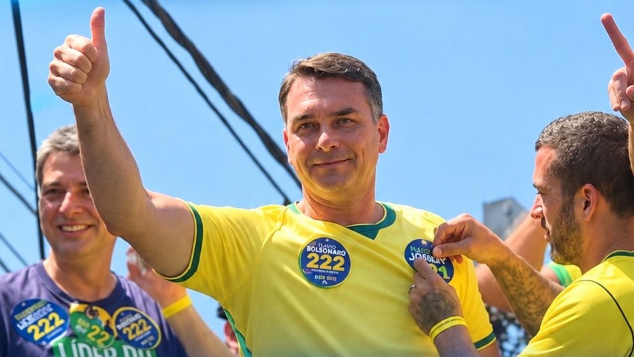 CNBB responde a Flávio Bolsonaro após declaração: “ A mentira não se combate com mentira”
