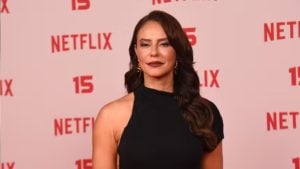 Paolla Oliveira aparece em evento da Netflix após confirmar retorno ao Carnaval do Rio
