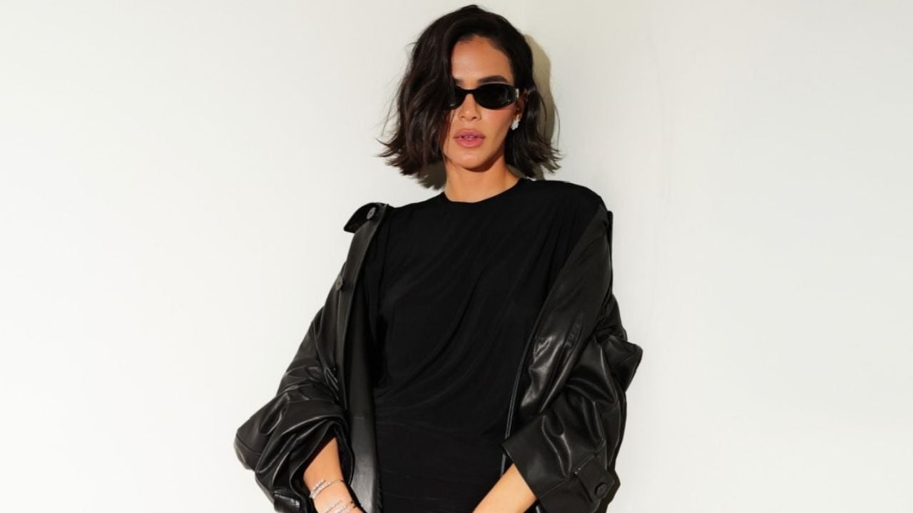Bruna Marquezine escolhe look all black para prestigiar desfile da Gucci em Milão