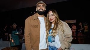 Gabigol e Rafaella, irmã de Neymar, surgem juntos em aparição rara