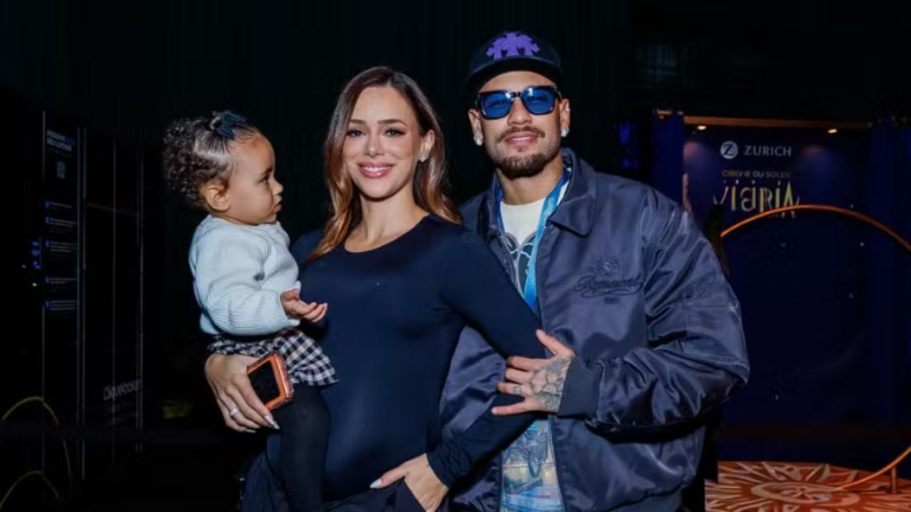 Neymar chama atenção com look de R$ 345 mil em passeio com Biancardi e filhas