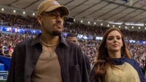 Neymar e Bruna Biancardi marcam presença na estreia da NFL no Rio
