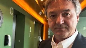 Joesley Batista encontra Trump para negociar tarifa sobre carne do Brasil, diz jornal