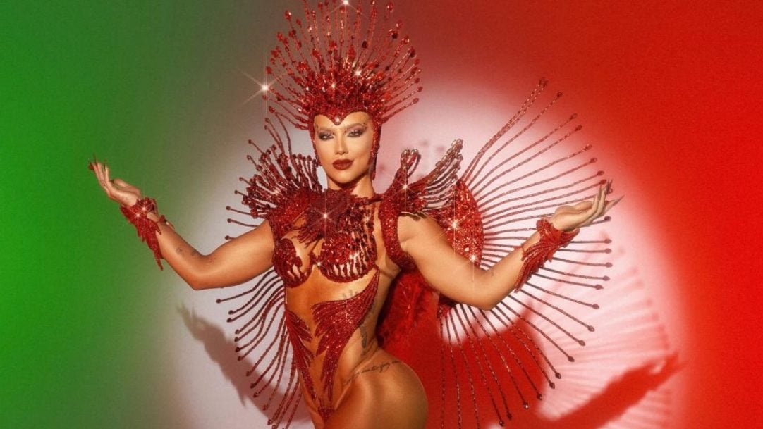 Virginia não passará coroa após pedido de nova rainha; escola rebate
