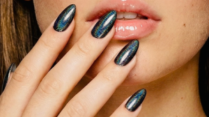 Quatro cores de unhas que dominarão a primavera-verão