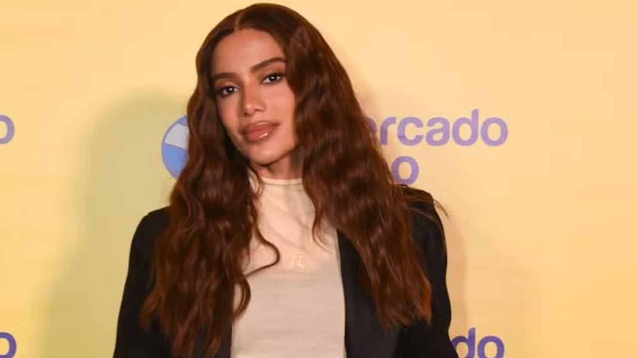Anitta explica broncas que repercutiram no “Estrelas da Casa” e pondera: “Minha opinião não é absoluta”