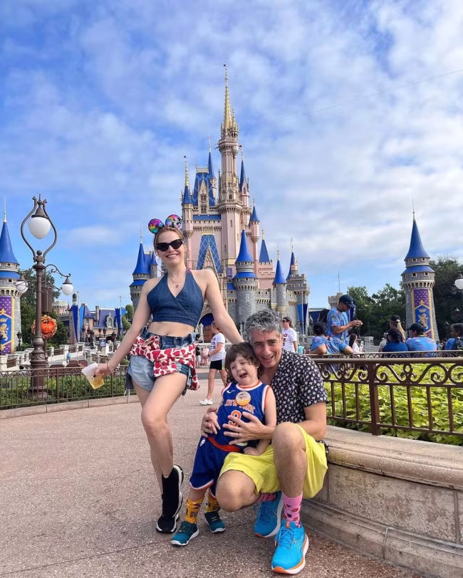 Após reconciliação, Letícia Colin explica escolha de viver em casa diferente do marido Após reconciliação, Letícia Colin explica escolha de viver em casa diferente do marido