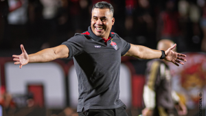 Internacional procura Jair Ventura que recusa e se mantém no Vitória