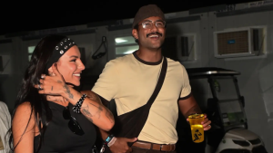 Lucas Pizane e Carla Farias são pegos de mãos dadas no Rock in Rio