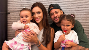 Neymar compartilha registro romântico com Bruna Biancardi nas redes sociais