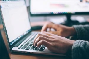 Nova terapia para câncer de endométrio pode chegar ao SUS