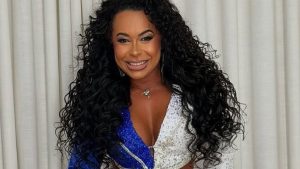 Raissa de Oliveira retorna como musa após 20 anos sendo rainha da Beija-flor
