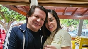 Giovani se declara para nova namorada após divórcio polêmico