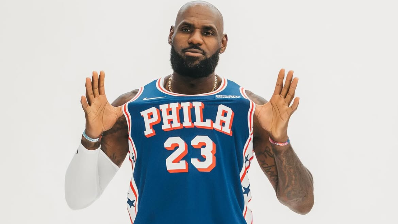 LeBron James estreia com derrota na pré-temporada pelo 76ers