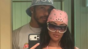 Kim Kardashian revela que Lewis Hamilton atende a todos os 55 requisitos exigidos para namoro