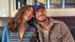Minka Kelly e Dan Reynolds do Imagine Dragons terminam relacionamento após quatro anos