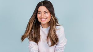 Miranda Cosgrove é convidada para participar de Abbott Elementary