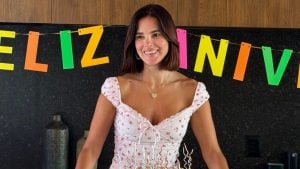 Vera Viel completa 51 anos, ganha declaração de Rodrigo Faro e festa em mansão