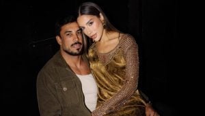 Maike e Renata Saldanha ficam noivos após pedido de casamento romântico
