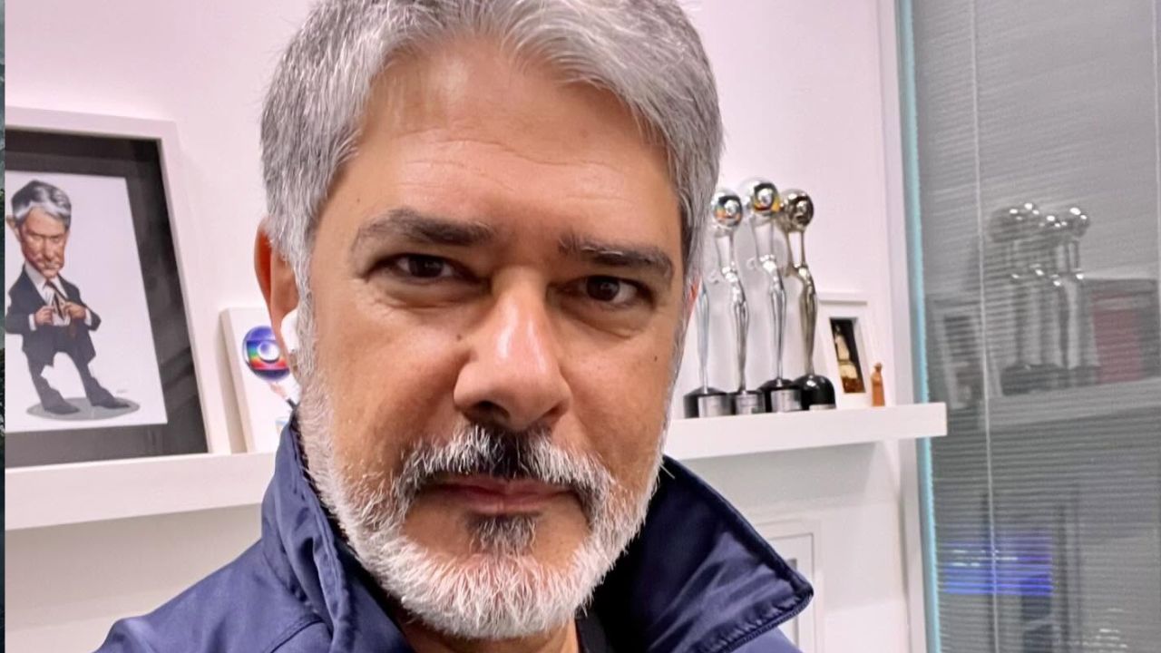 William Bonner surpreende ao mostrar primeira tatuagem e encanta fãs