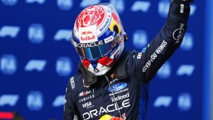 Verstappen comemora pole no GP do Bahrein e relembra início difícil em 2026