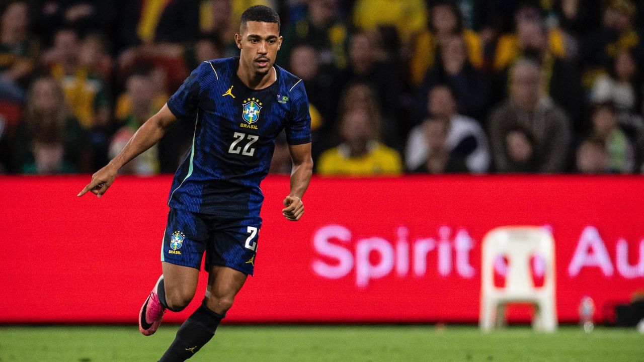 Brasil goleia Índia com dois gols de Samuel Lino e fecha Data Fifa com vitória