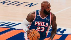 LeBron vive noite histórica com virada dos 76ers sobre os Cavaliers
