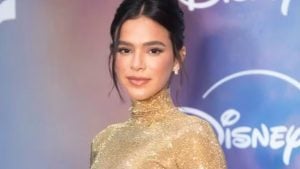 Bruna Marquezine aposta em vestido usado por Kim Kardashian para lançamento de série