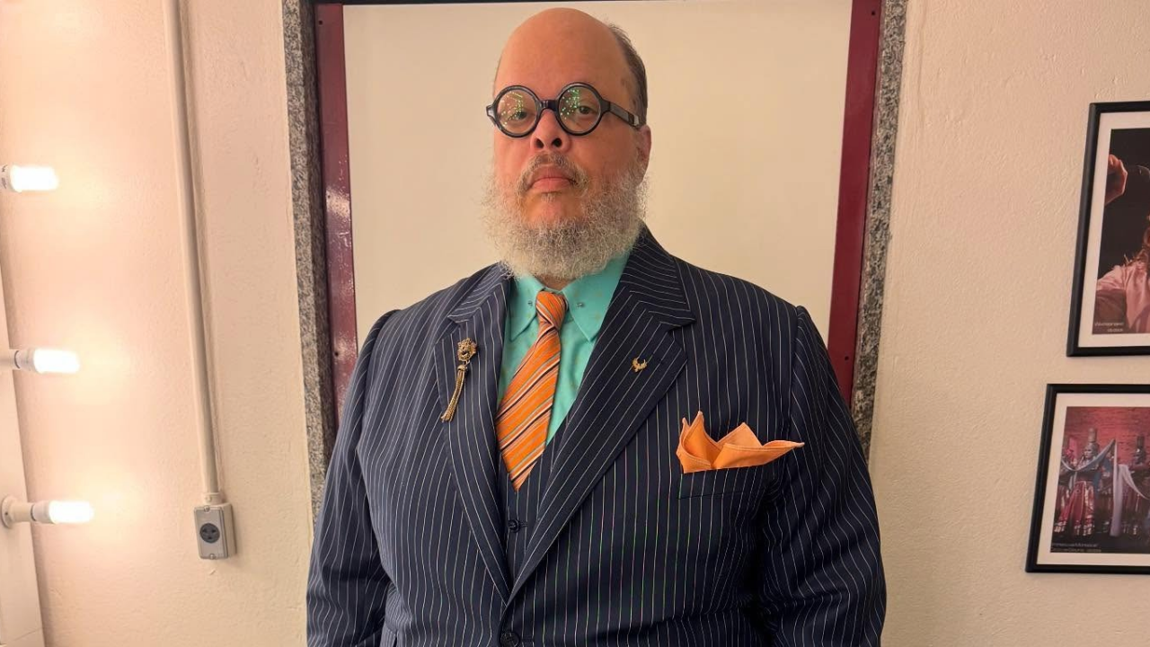 Ed Motta admite arrependimento por polêmicas e volta a cantar em português em novo álbum