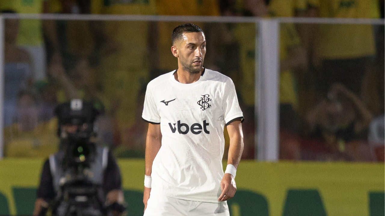 Ziyech ganha força no Botafogo de Tite antes de clássico com o Vasco